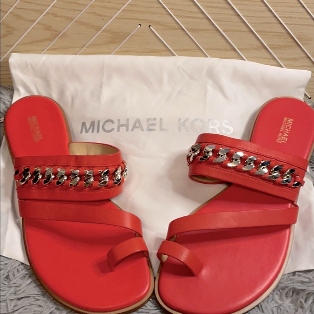Brand New Michael Kors Sandals in Color:Coral